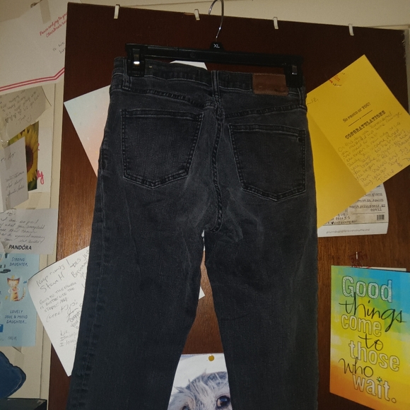 MADEWELL 9" high rise raw hem jeans - Picture 8 of 10